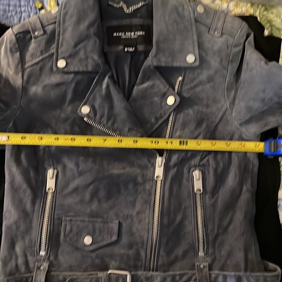 Andrew Marc NEW YORK, gray suede leather with lots of zippers,belt, bomber coat! - Picture 9 of 14